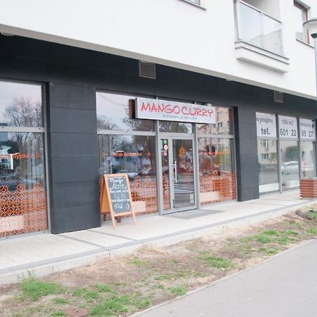 Apartament Cybernetyki Mokotow Varşovia Exterior foto