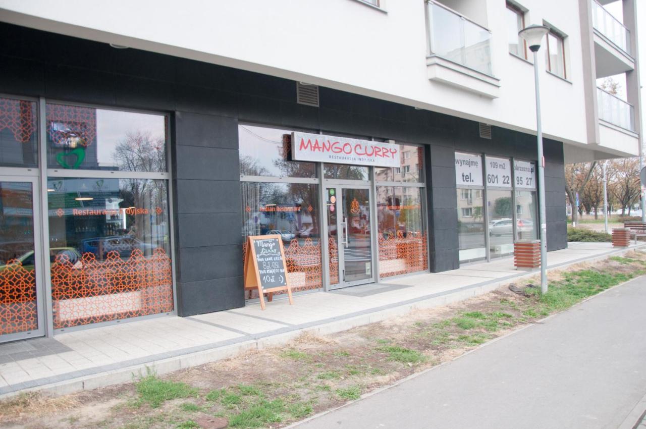 Apartament Cybernetyki Mokotow Varşovia Exterior foto