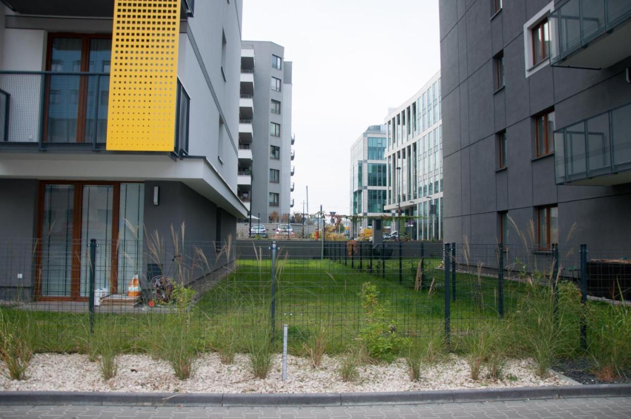 Apartament Cybernetyki Mokotow Varşovia Exterior foto