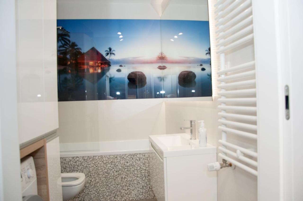 Apartament Cybernetyki Mokotow Varşovia Exterior foto