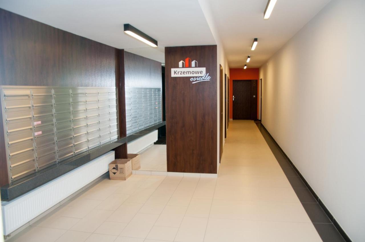 Apartament Cybernetyki Mokotow Varşovia Exterior foto