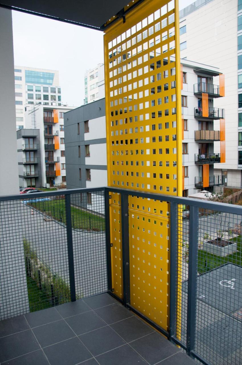 Apartament Cybernetyki Mokotow Varşovia Exterior foto