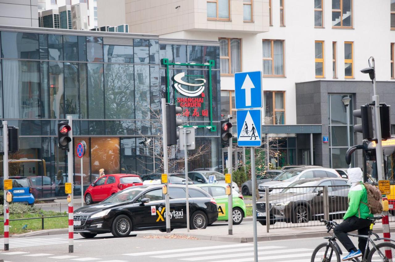 Apartament Cybernetyki Mokotow Varşovia Exterior foto