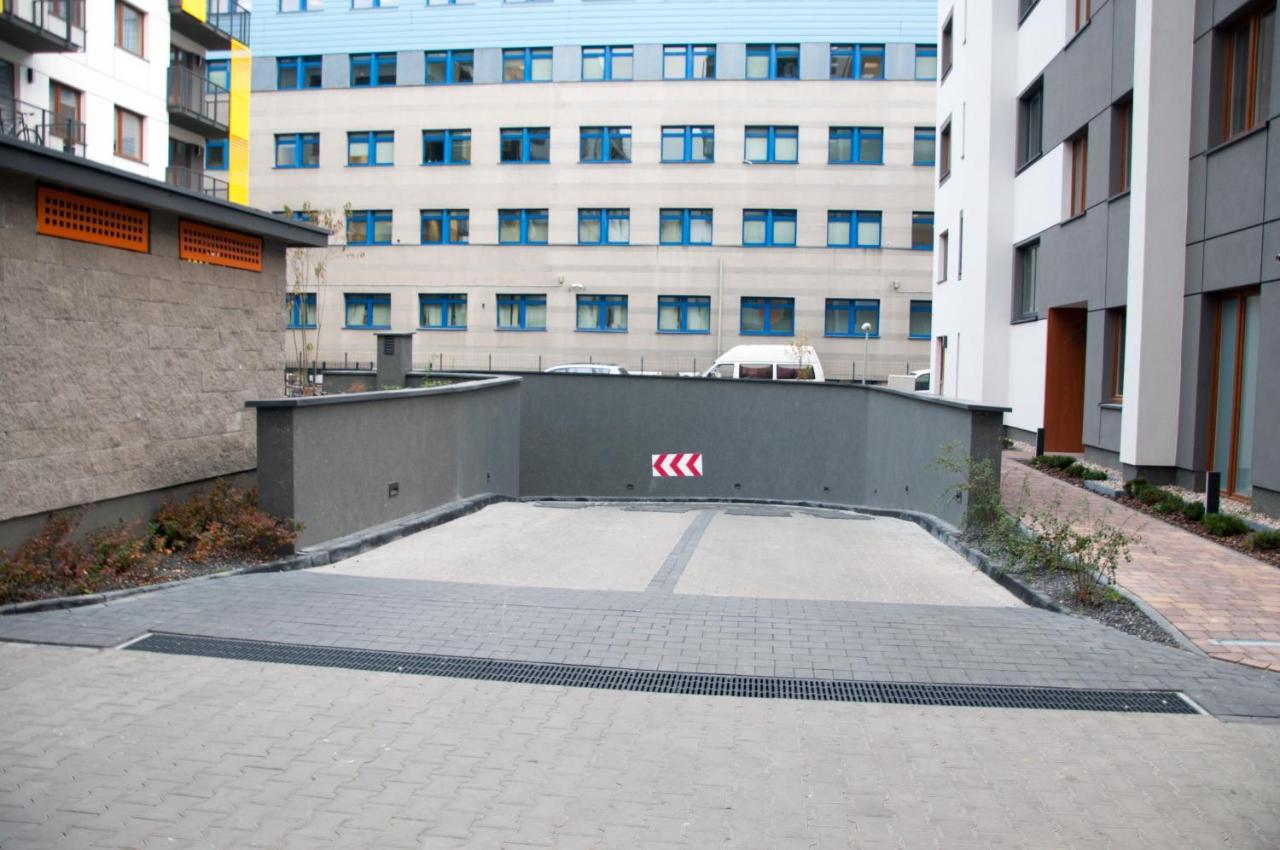 Apartament Cybernetyki Mokotow Varşovia Exterior foto
