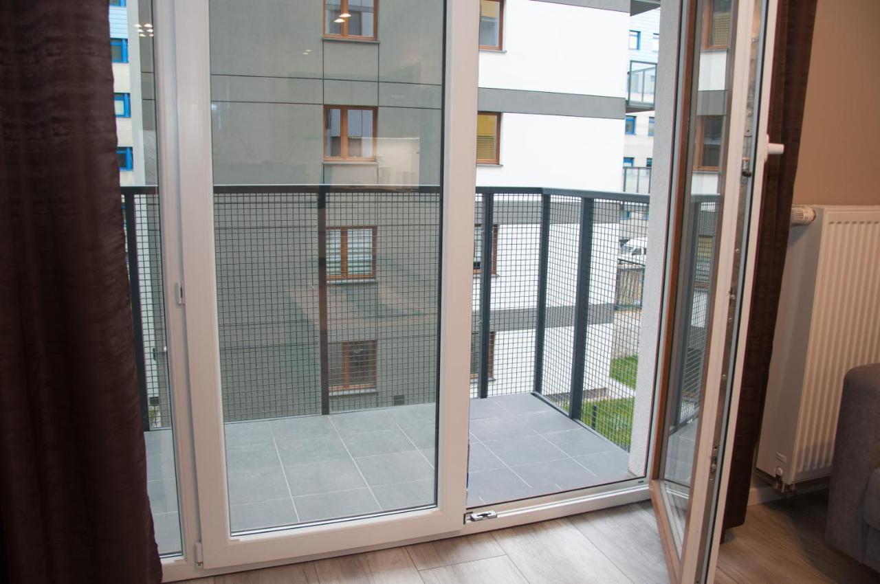 Apartament Cybernetyki Mokotow Varşovia Exterior foto