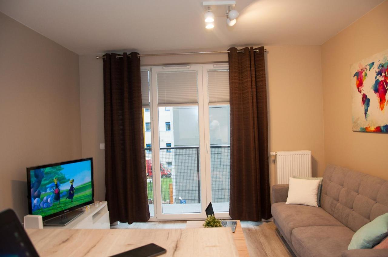 Apartament Cybernetyki Mokotow Varşovia Exterior foto