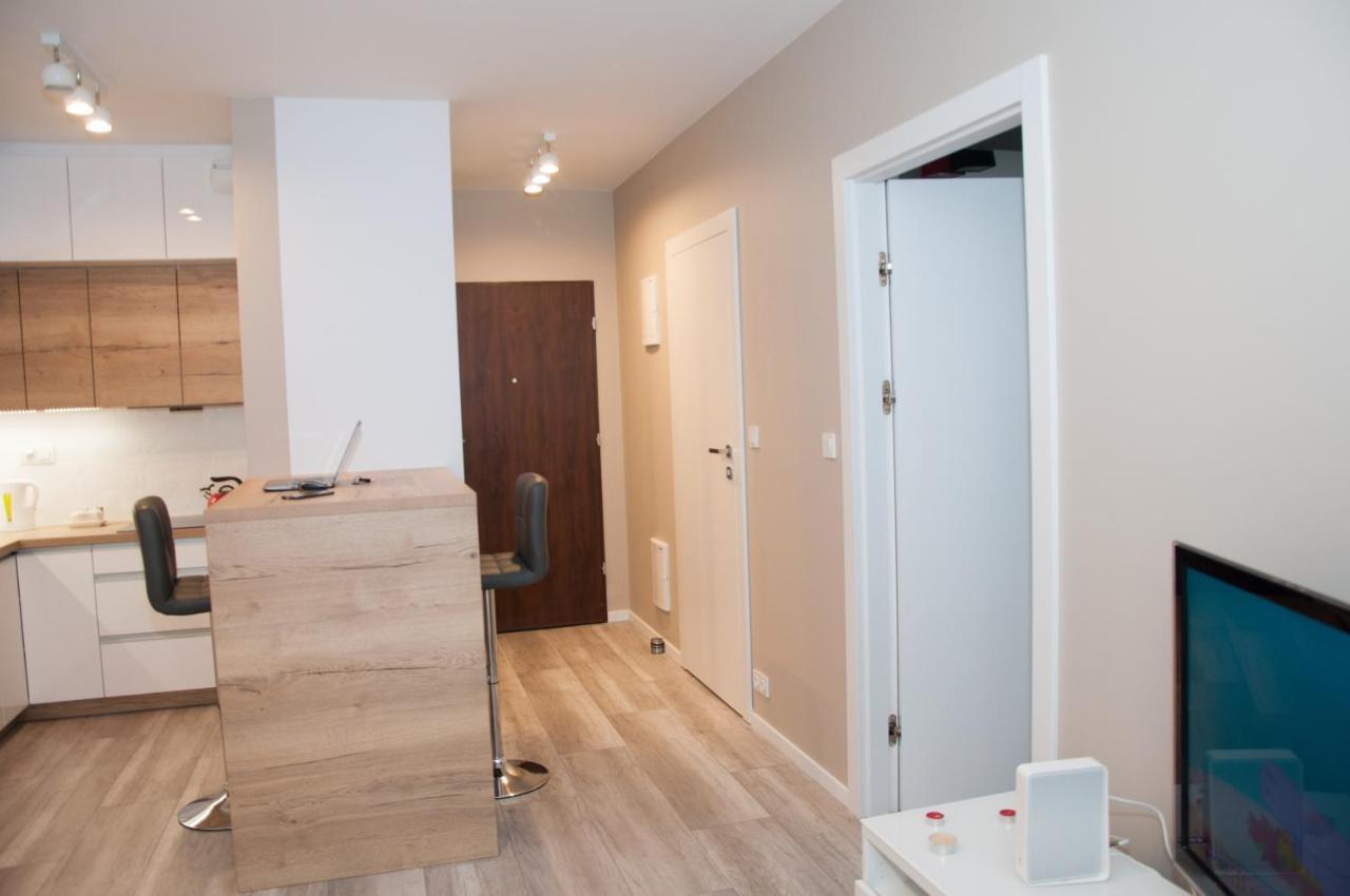 Apartament Cybernetyki Mokotow Varşovia Exterior foto