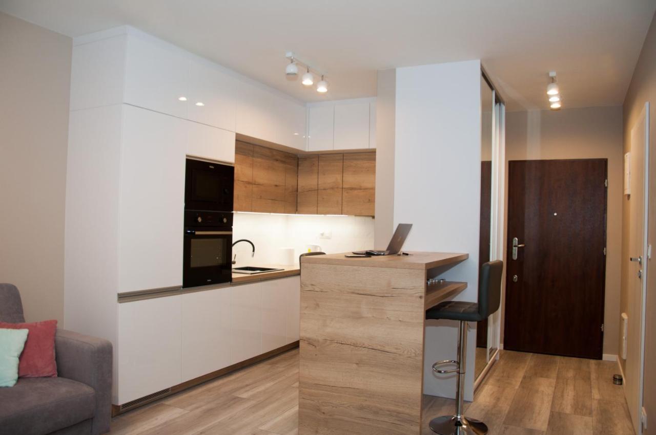 Apartament Cybernetyki Mokotow Varşovia Exterior foto
